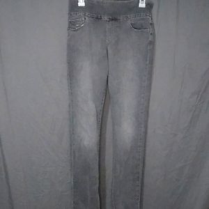 4 Gloria Vanderbilt Grey Pull On Jean Jegging